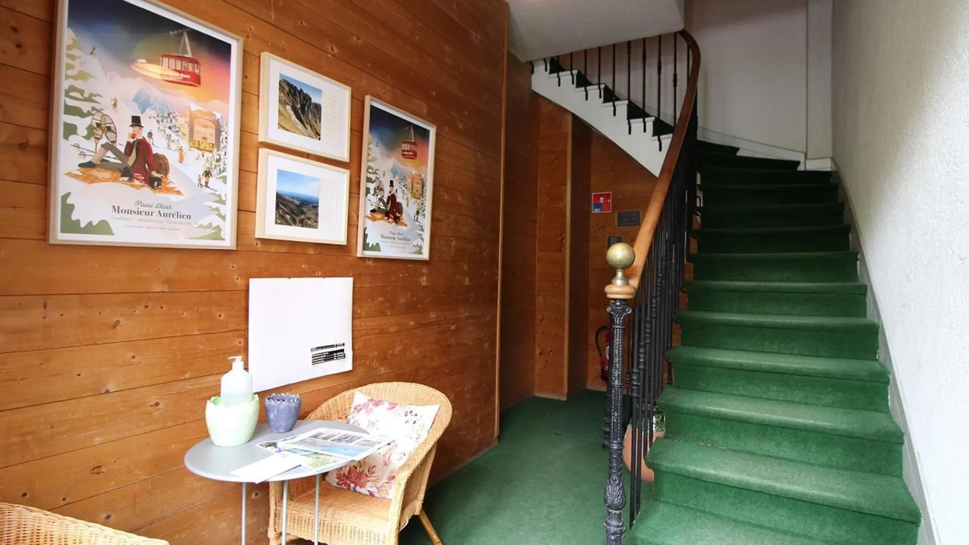 Studio Confort 25M² Au Centre Du Mont-Dore, Proche Thermes Et Commodites, Wifi, 2 Couchages - Fr-1-415-148 0*, Le Mont-Dore France
